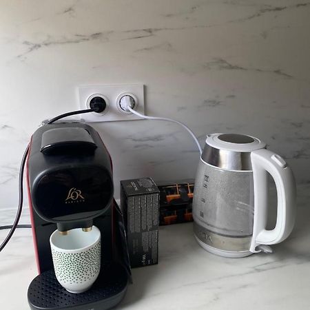 Grand Appartement Courbevoie Paris Exteriör bild