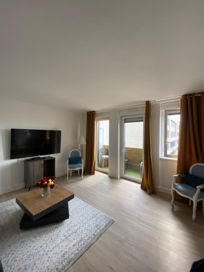 Grand Appartement Courbevoie Paris Exteriör bild
